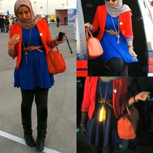 Kombinasi warna orange dan warna biru